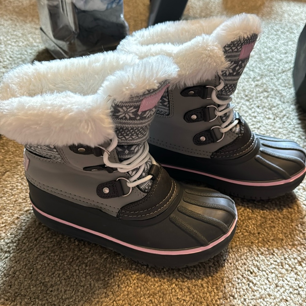 London Fog Snow Boots